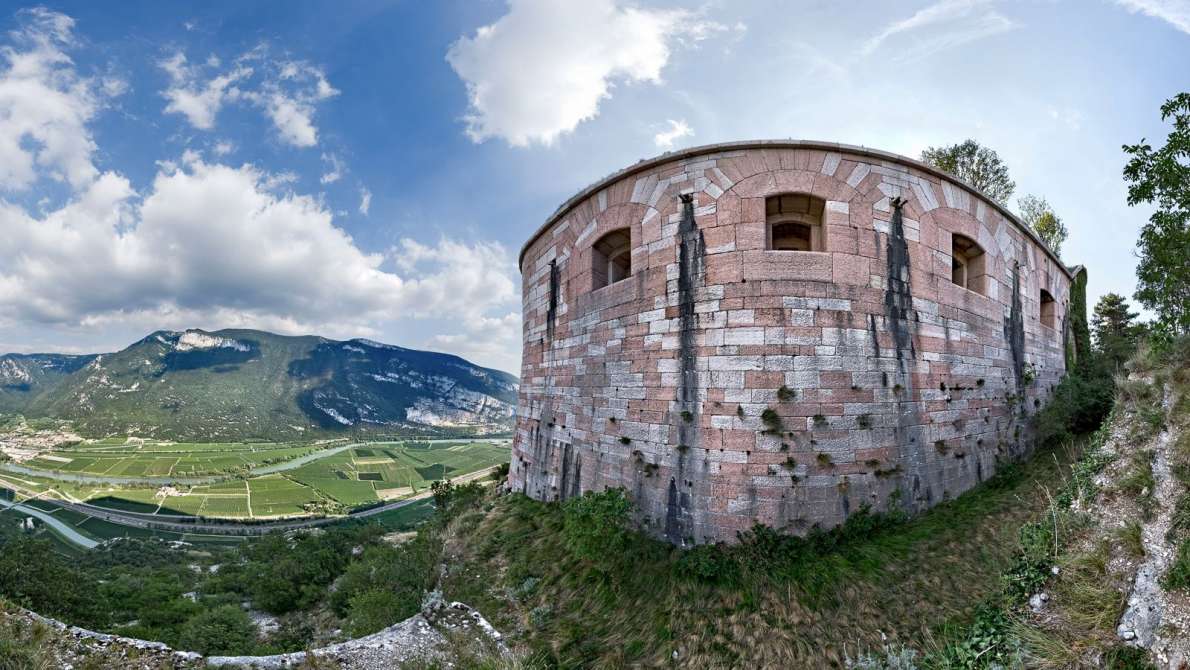 (c) Andrea Contrini - Alamy Stock Foto - Bild 2AADNFX