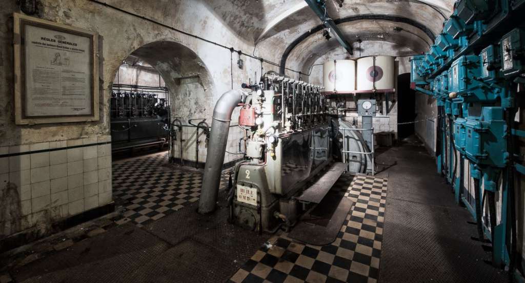 Maginot-Linie: Gros Ouvrage Simserhof - Artilleriewerk Simserhof - Kraftwerk