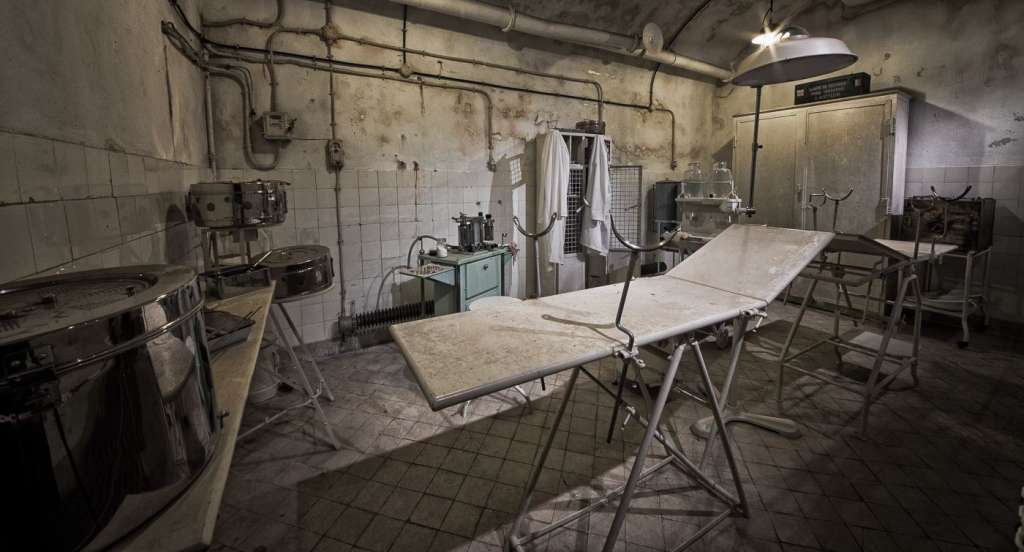 Maginot-Linie: Gros Ouvrage Simserhof - Artilleriewerk Simserhof - Krankenstation