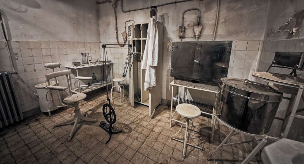 Maginot-Linie: Gros Ouvrage Simserhof - Artilleriewerk Simserhof - Krankenstation