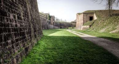 Festungsstadt Neuf-Brisach - erbaut vom Festungsbaumeister Sébastien Vauban Festungsstadt Neuf-Brisach - erbaut vom Festungsbaumeister Sébastien Vauban