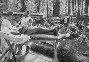 Quelle: Historische Postkarte von den Schlachtfeldern des Ersten Weltkriegs