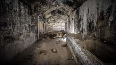 Feste Kronprinz - im Inneren eines Artilleriewerks