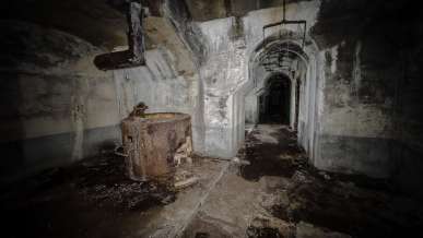 Feste Kronprinz - im Inneren eines Artilleriewerks